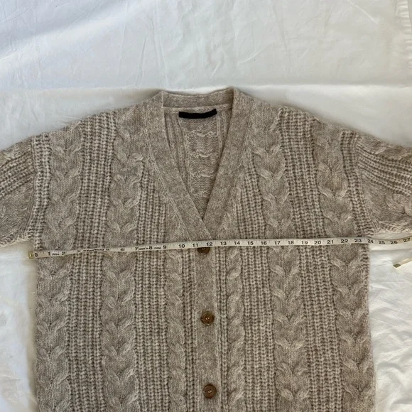 Jenni Kayne Cocoon Cable Cardigan Oatmeal XXS - Picture 8 of 13
